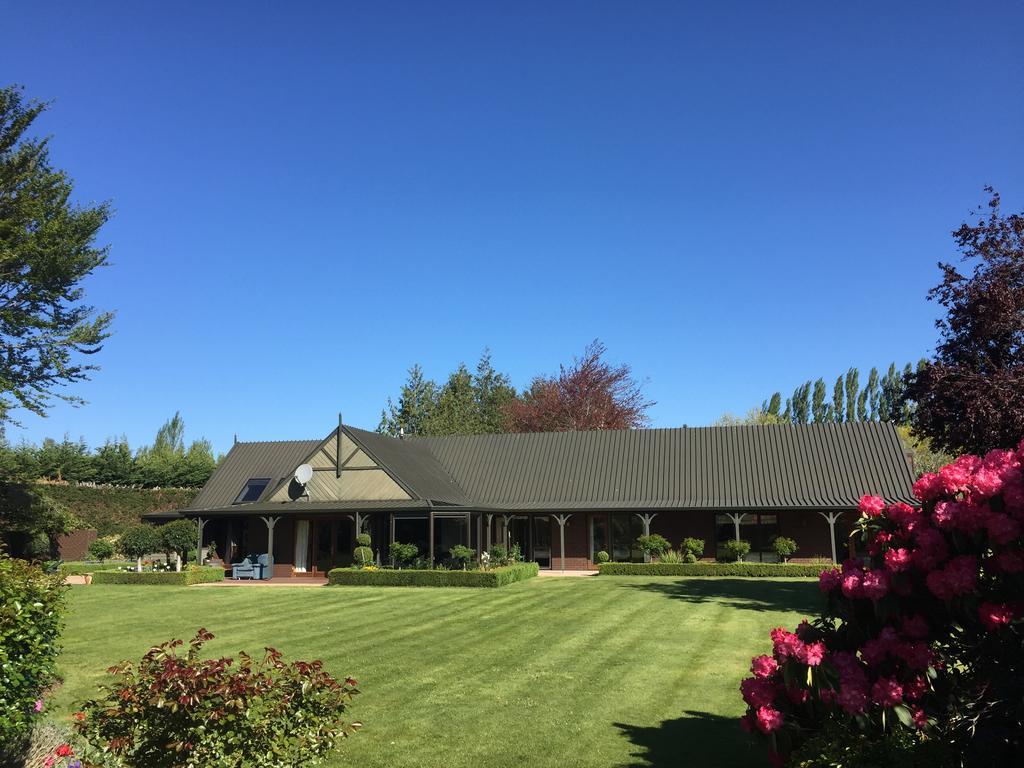 Rhododendron Garden Hotel Крайстчърч Екстериор снимка